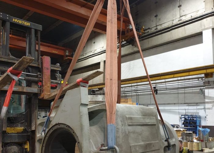 Russell Rigging & Lifting — detail